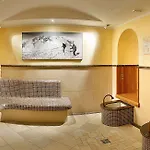 Ulli 4*