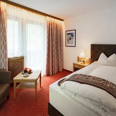 Ulli Hotel 4*