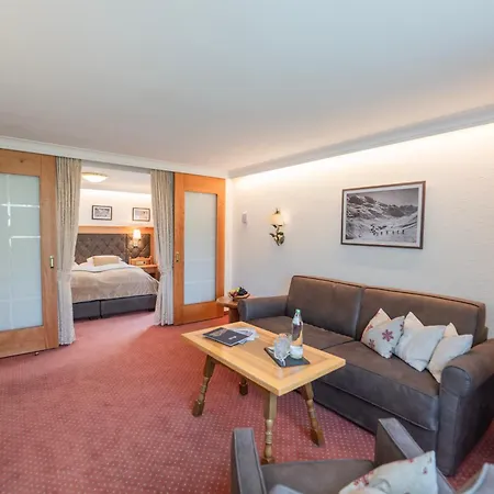 Hotell Ulli 4*