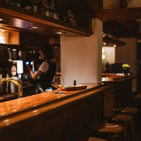 乌利酒店 酒店 4*