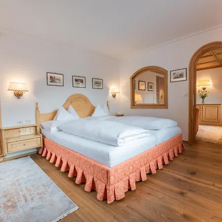 酒店 乌利酒店 4*