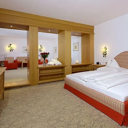 Hotell Ulli 4*