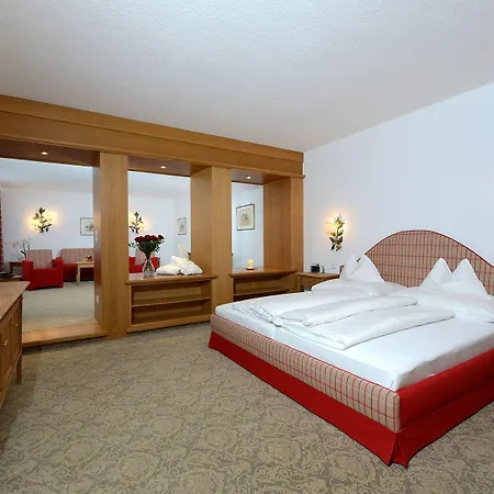 Ulli 4*