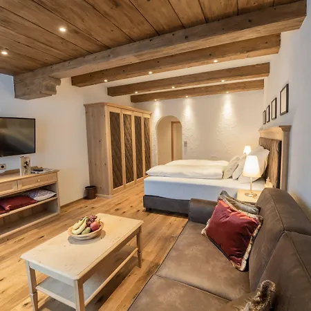 Ulli Hotel 4*
