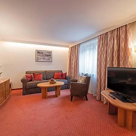 Ulli Hotel Zürs